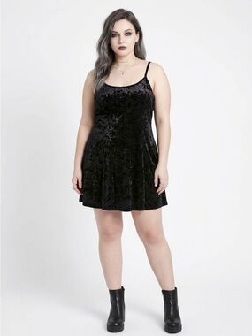 Vintage 90s AMP Black Crushed Velvet Cami Mini Slip Dress